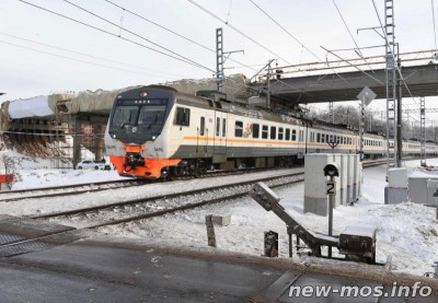 Расписание пригородных электричек на майских праздниках будет изменено